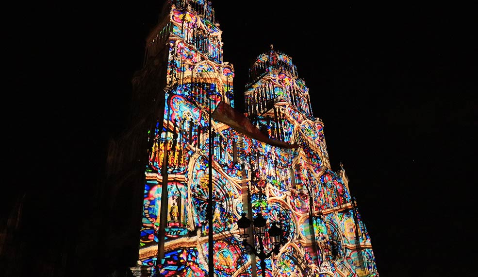 Son et Lumière 2022 sur la cathédrale à Orléans